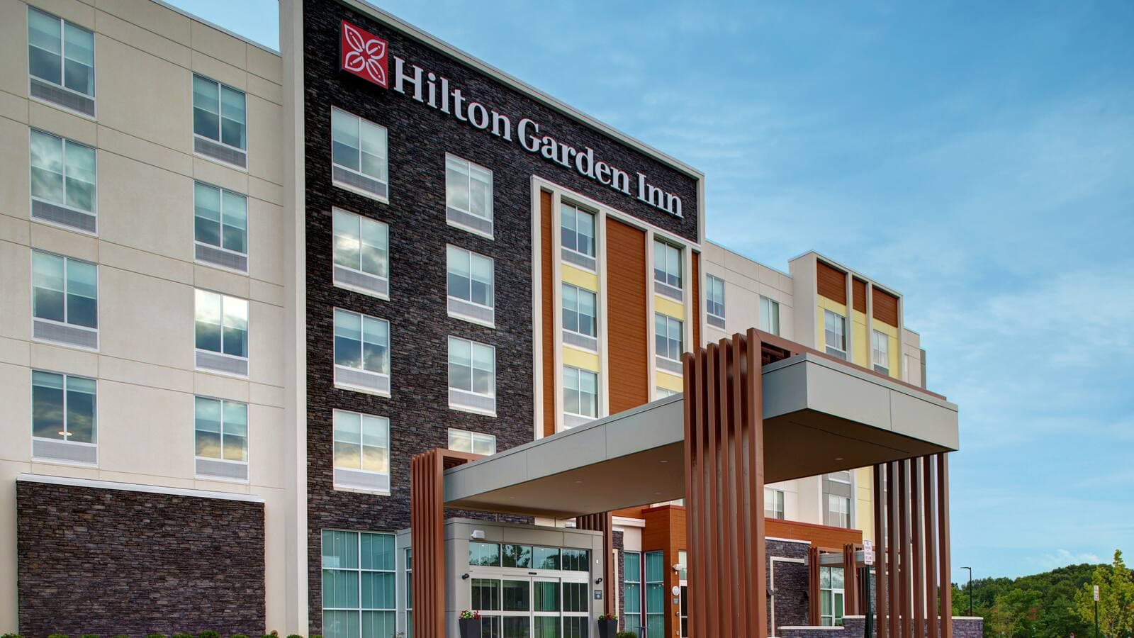 Hilton Access at Magnoliya Grand